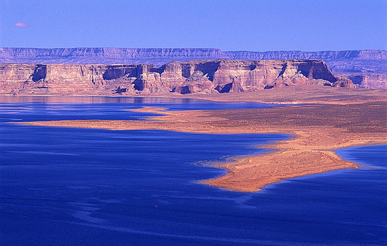 面朝大海，春暖花开 | 海子