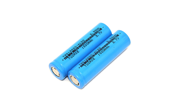 草莓操逼视频为电动车安全头盔锂草莓视频免费在线观看保驾续航